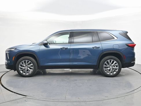 Used 2025 Buick Enclave Preferred AWD/4WD image 5
