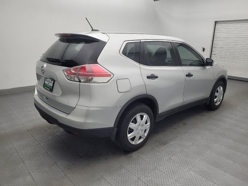 Used 2016 Nissan Rogue S FWD image 9