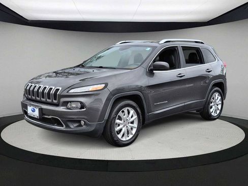 Used 2015 Jeep Cherokee Limited w/ Luxury Group image 4