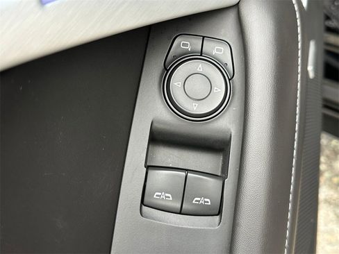 Used 2018 Chevrolet Camaro SS w/ Redline Edition image 19