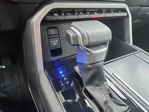 Used 2024 Toyota Tundra Platinum image 15