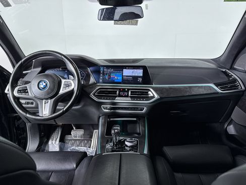 Used 2022 BMW X5 xDrive45e w/ M Sport Package AWD/4WD image 3