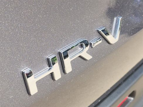 New 2026 Honda HR-V LX image 7