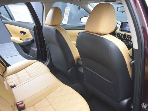 New 2025 Nissan Sentra SV w/ SV Premium Package image 18