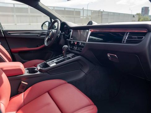 New 2026 Porsche Macan Turbo AWD/4WD image 26