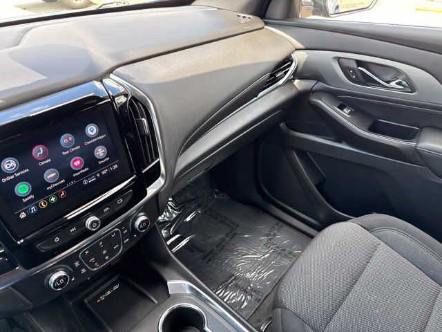 Used 2023 Chevrolet Traverse LT AWD/4WD image 44