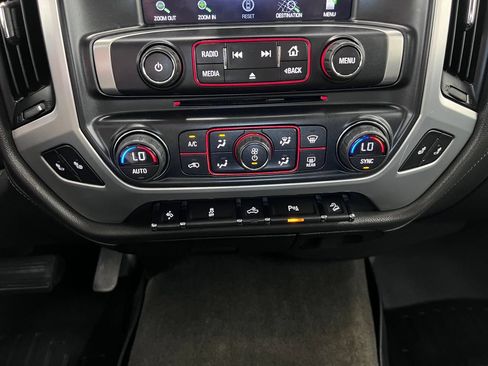 Used 2015 GMC Sierra 1500 SLT w/ SLT Crew Cab Value Package AWD/4WD image 15
