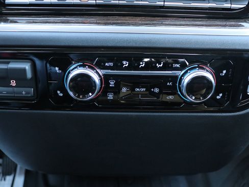 New 2026 GMC Sierra 1500 Elevation w/ LPO, Elevation Black Package image 21