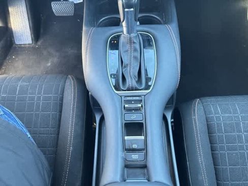 Used 2024 Honda HR-V Sport image 17