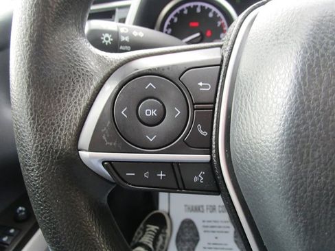 Used 2023 Toyota Camry LE image 27