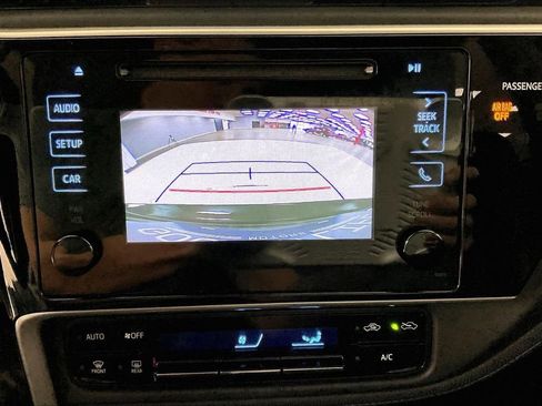 Used 2017 Toyota Corolla SE w/ Carpet Mat Package (TMS) image 14