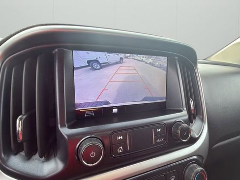 Used 2020 Chevrolet Colorado LT w/ LT Convenience Package image 24