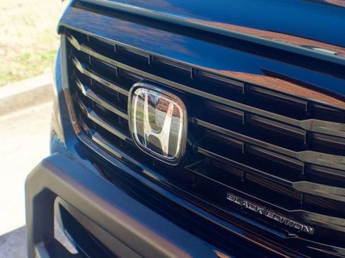 Used 2022 Honda Ridgeline Black Edition image 9