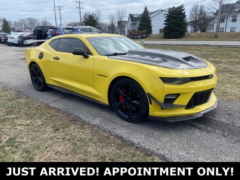 Used 2016 Chevrolet Camaro SS image 7