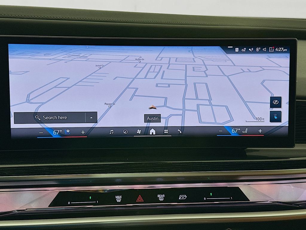 Used 2025 BMW i7 xDrive60 w/ Executive Package AWD/4WD image 13