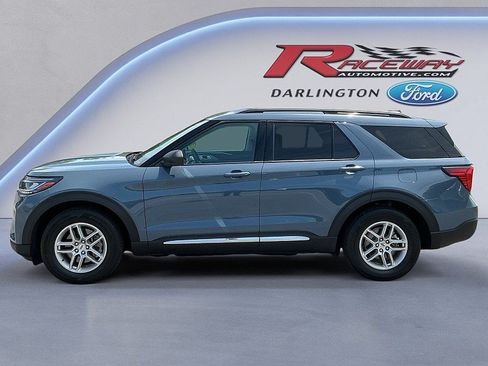 Certified 2025 Ford Explorer Active RWD image 4