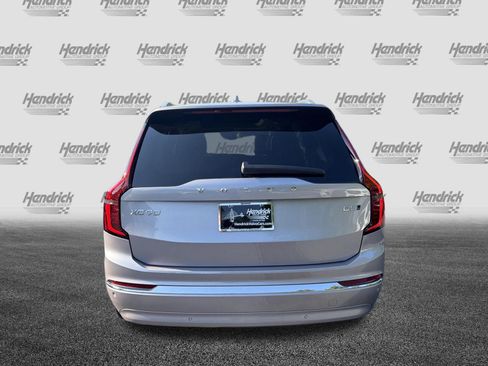 Used 2026 Volvo XC90 B5 Ultra AWD/4WD image 9