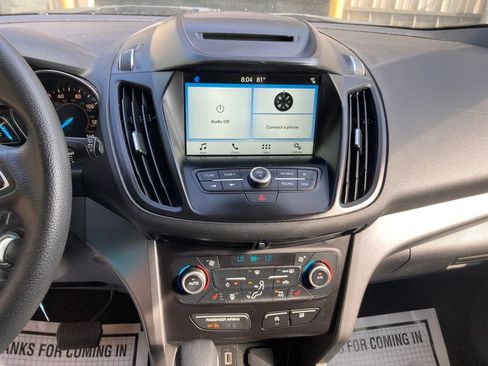 Used 2018 Ford Escape SE w/ SE Sync 3 Package AWD/4WD image 22