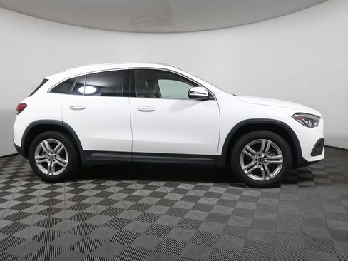 Used 2023 Mercedes-Benz GLA 250 4MATIC image 8