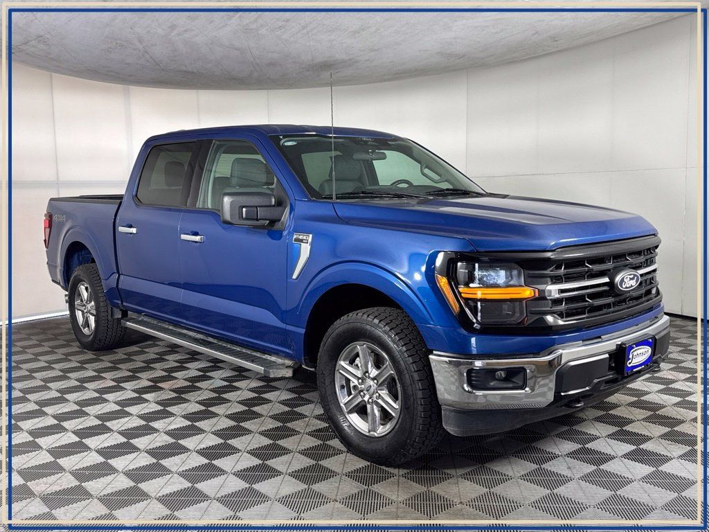 Used 2025 Ford F150 XLT w/ Equipment Group 301A Standard AWD/4WD image 3