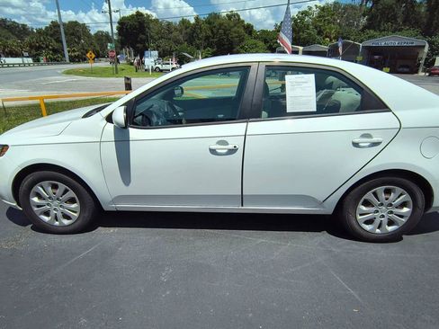 Used 2012 Kia Forte LX image 4