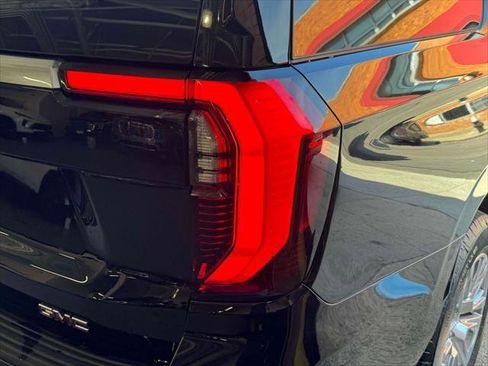 Certified 2025 GMC Yukon XL Denali image 8
