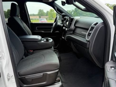 Used 2025 RAM 2500 Big Horn AWD/4WD image 14