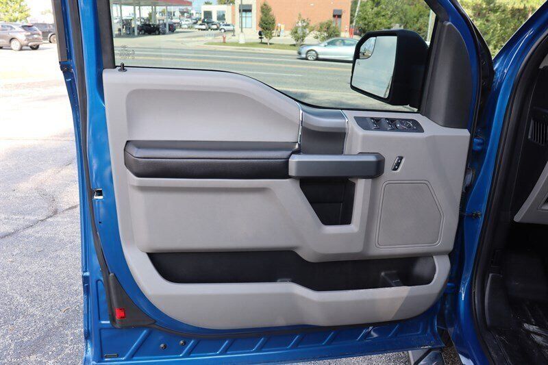 Used 2018 Ford F150 XLT w/ Equipment Group 302A Luxury AWD/4WD image 18