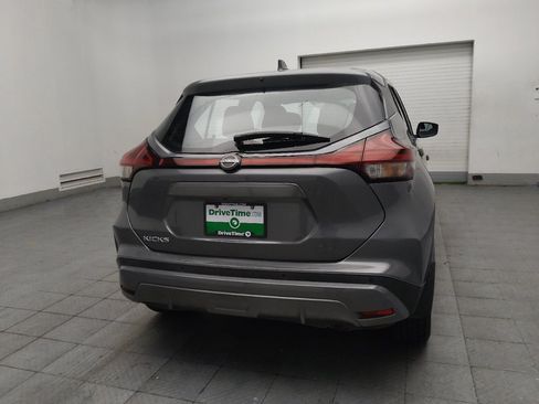 Used 2022 Nissan Kicks S FWD image 7