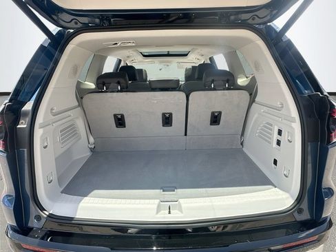 Used 2024 GMC Acadia Denali w/ Super Cruise Package FWD image 28