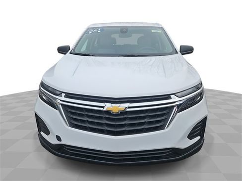 Certified 2024 Chevrolet Equinox LS w/ Driver Confidence II Package image 1