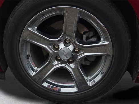 Used 2024 Chevrolet Camaro LT w/ Technology Package image 28