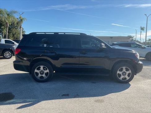 Used 2014 Toyota Sequoia SR5 image 19