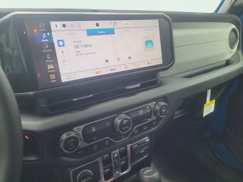 New 2025 Jeep Gladiator Sport image 53