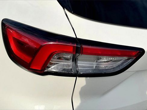 Used 2021 Ford Escape Titanium w/ Class II Trailer Tow Package image 33