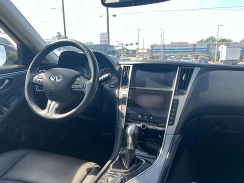 Used 2015 INFINITI Q50 Premium image 12
