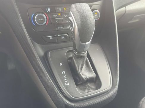 Used 2023 Ford Transit Connect XLT FWD image 27