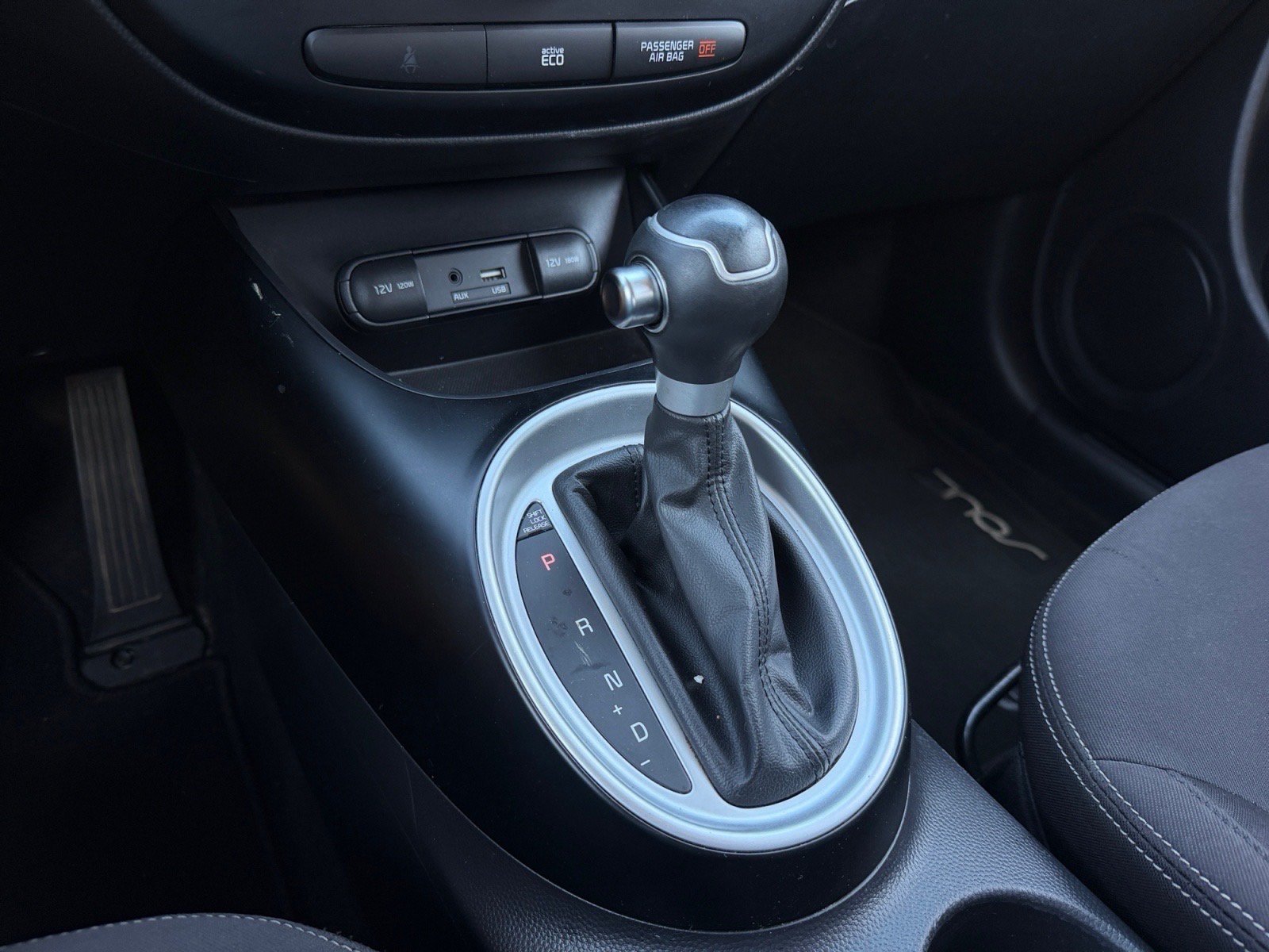 Used 2015 Kia Soul FWD image 23