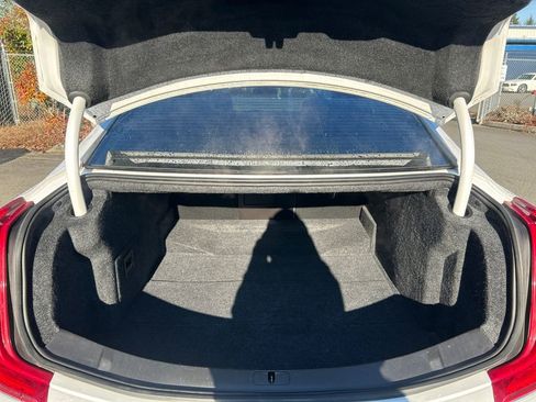 Used 2019 Cadillac XTS Luxury image 24