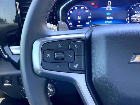 Used 2024 Chevrolet Silverado 1500 LT w/ Z71 Off-Road Package AWD/4WD image 23