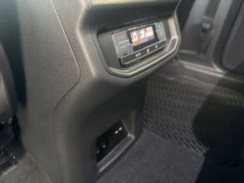 New 2026 Volkswagen Atlas SE image 27