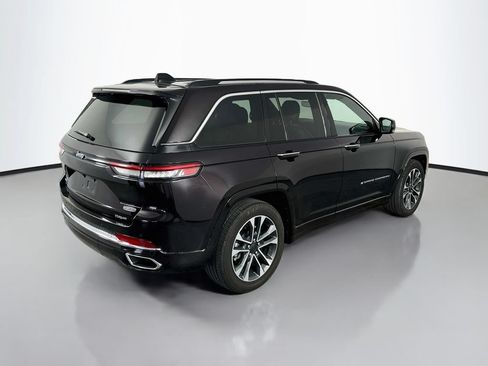 Used 2022 Jeep Grand Cherokee Overland AWD/4WD image 7
