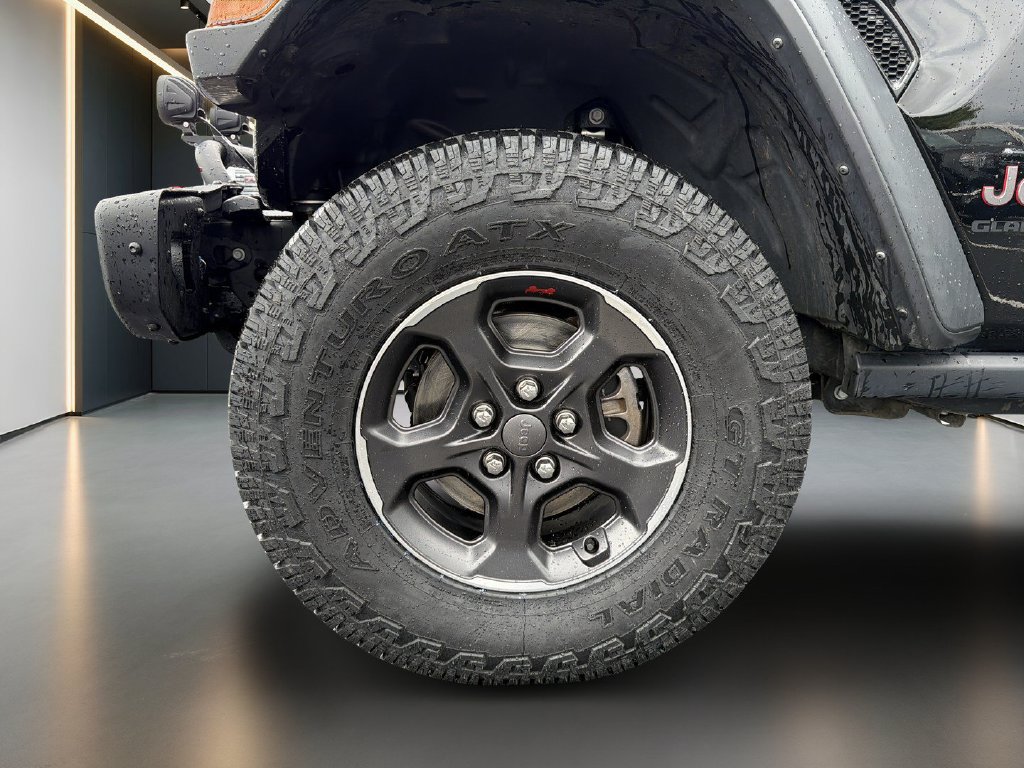 Used 2022 Jeep Gladiator Rubicon w/ LED Lighting Group AWD/4WD image 10