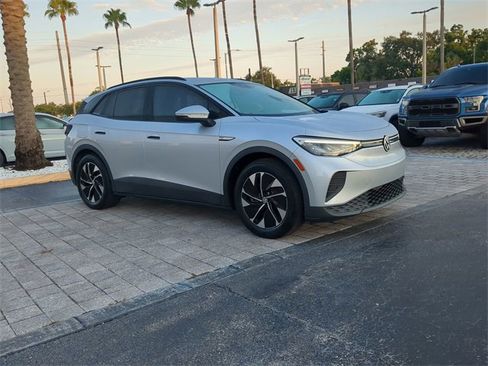 Certified 2021 Volkswagen ID.4 Pro w/ ID.4 Protection Package image 2