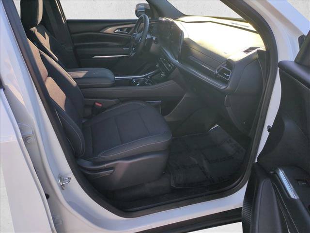 Used 2025 Chevrolet Traverse LT w/ Midnight/Sport Edition FWD image 22