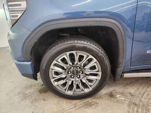 Used 2025 GMC Sierra 1500 Denali Ultimate image 47
