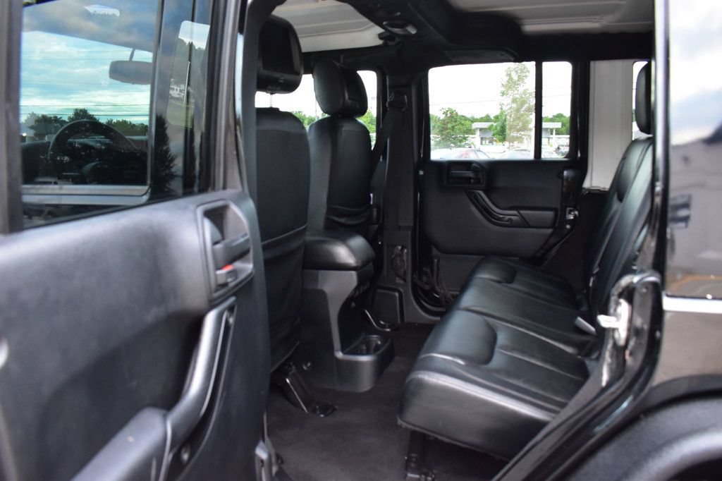 Used 2015 Jeep Wrangler Unlimited Sahara AWD/4WD image 24
