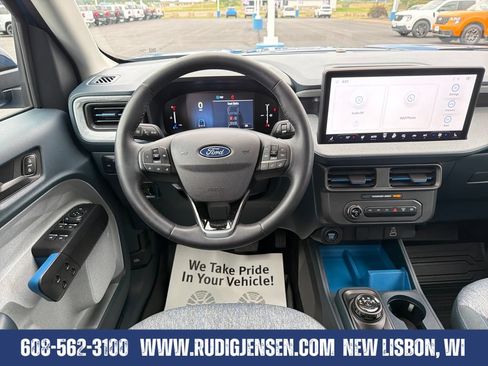 Used 2025 Ford Maverick XLT w/ XLT Luxury Package AWD/4WD image 13