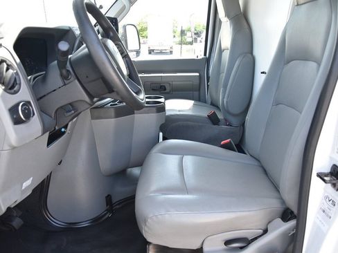 Used 2023 Ford E-350 and Econoline 350 Super Duty w/ Power Windows & Locks Group RWD image 9