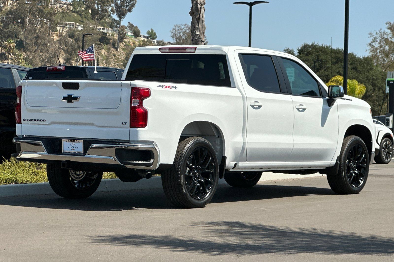 New 2026 Chevrolet Silverado 1500 LT w/ Leather Package AWD/4WD image 4